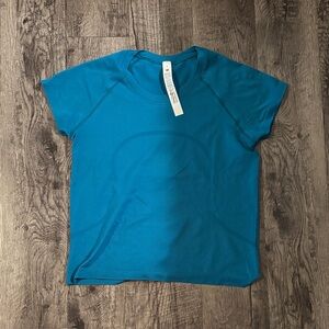 Lululemon Swiftly Tech Short Sleeve - Waist Length - Blue - Size 10